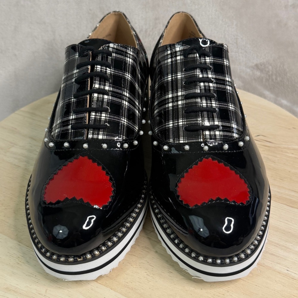 Betsey Johnson T-Nona Heart Plaid Patent Leather Platform Oxfords Black Red 10M - Picture 3 of 16